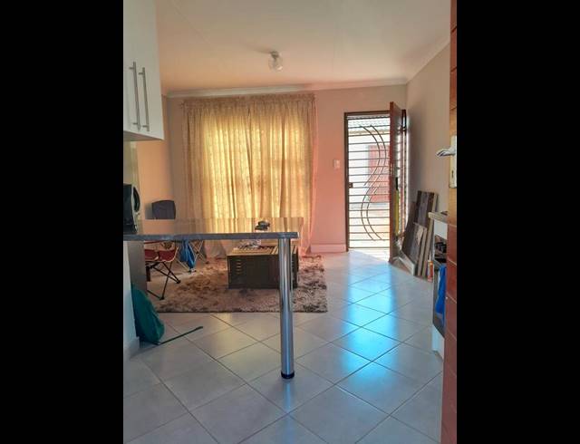 2 BEDROOM HOUSE FOR SALE IN WILFORDON